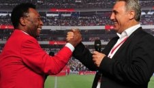 Честито! Камата вече стана дядо