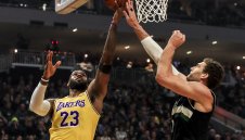 ЛеБрон, след като върна Лейкърс в плейофите: Ето затова дойдох!