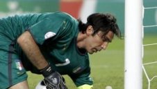 Буфон: Милан е фаворит за Скудетото