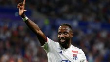 Френски нападател подсилва Дюшекчиите