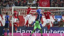 "Миньорите" препънаха Байерн насред Мюнхен + ВИДЕО