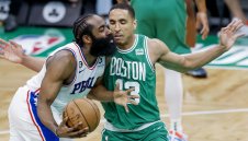 Брадата бойкотира медийния ден на Сиксърс, твърдо иска трансфер