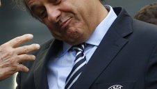 Платини: Вкарах футбола в правия път