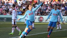 Гризман и Облак спасиха Атлетико