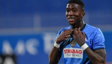 Левски няма да вземе цялата сума за Найджъл Робърта