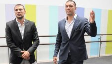 ОФИЦИАЛНО: Братя Пулеви ще се бият в "Арена Армеец"