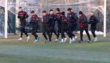 От втори опит: "Лъвовете" отлетяха за Катар