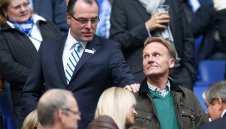 Босът на Шалке стиска палци на Дортмунд