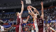 Латвия с голям обрат срещу Испания на световното по баскетбол