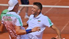 България е на крачка от исторически успех над Финландия за Купа „Дейвис“