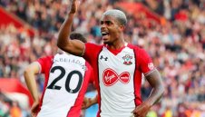 Така се прави! Глобиха халф на Светците 96 000 за превишена скорост