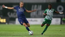 Пепе предизвика бой на контролата Порто - Рома + ВИДЕО