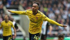 Арсенал тръгна с пестеливо 1:0 над Нюкасъл