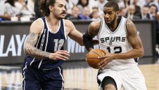 Сан Антонио помете Тъндър с 32 точки