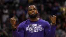 Звездите от НБА скочиха срещу Ибра