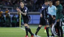 Реал държи Хамес насила