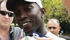 Посрещнаха Т&Т като национални герои