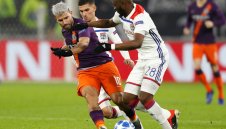 Ндомбеле изненадващо реже Тотнъм, Сити, Юнайтед и Байерн, ще остане в Лион