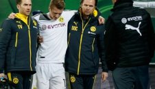 Клоп за Ройс: Помислих, че му счупиха крака