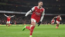 Арсен Венгер се завърна и донесе късмет на Арсенал