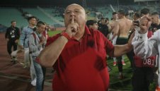 Бат Венци се погнуси и нападна "Кюстендилеца": Да ходи да мята киви и айран в Кюстендил!