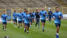 Горди в кризата: Левски изпъди гръцкия защитник