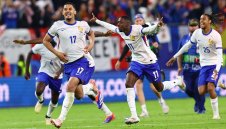 Във Франция се кефят, че изритаха Роналдо от Евро 2024