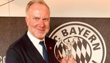 И Румениге изтрещя: В Байерн да си гледат работата!