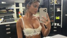 Едрогърда мацка би шута на боксьор + СНИМКИ