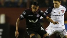 До вчера игра с Меси за Аржентина, днес кара такси + СНИМКА