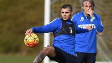 В Италия: Интер гони Манчини или Икарди