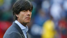 Йоги Льов подкрепи Йозил