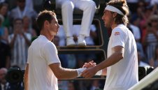 Великобритания кърви: Циципас удари Мъри с 3:2 сета на Уимбълдън