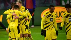 Халанд пак закла "биковете", Байерн остана на върха