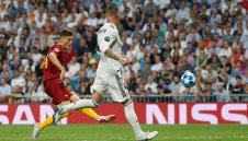 Марсилия ухажва нападател на Рома