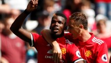 Юнайтед съсипа "лебедите" и записа нова "суха" мрежа + ВИДЕО