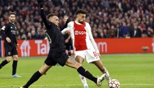 Официално: Байерн привлече защитник от Аякс