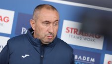 Няма оферти към звездите на Левски