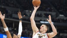 Йокич с нов трипъл-дабъл, този път срещу Далас на Лука