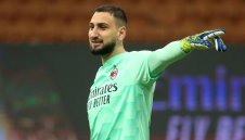 "Червените дяволи" подкосяват Донарума с пачки