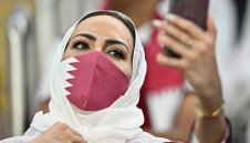 Вижте фенките на Катар и Нидерландия