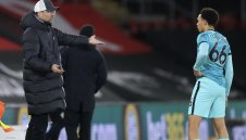 Падение: Трент предал притежанието на топката 38 пъти срещу Светците