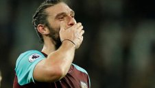 Мойс отрече за Керъл и Челси