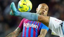 Опипва чужди жени: Арестуваха Дани Алвеш