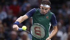 Великолепен! Гришо изнесе лекция на Хачанов в Париж