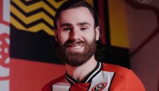 Последният в Англия се подсили с нападател от Ла Лига