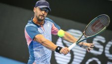 След равностойна битка: Мико отпадна от на Sofia Open