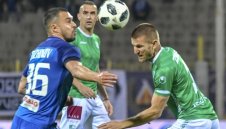 Ледена война между Левски и Валери Божинов