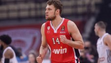 Обявиха Везенков за най-добрият трансфер в Евролигата през лятото