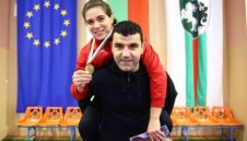 Юсеин и Дудова спечелиха титли на Държавното първенство по борба